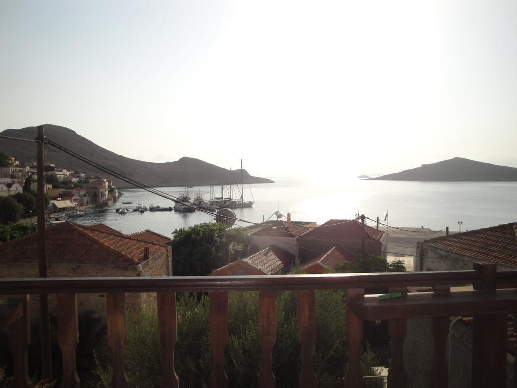 Villa Chrysodimi Chalki Town Kamer foto