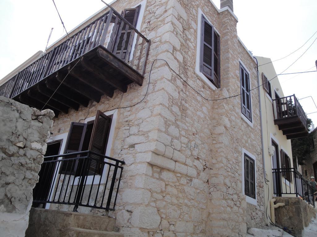 Villa Chrysodimi Chalki Town Kamer foto