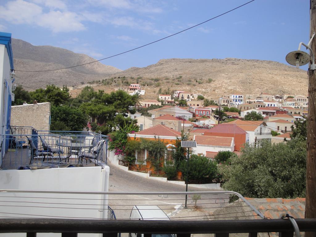 Villa Chrysodimi Chalki Town Kamer foto