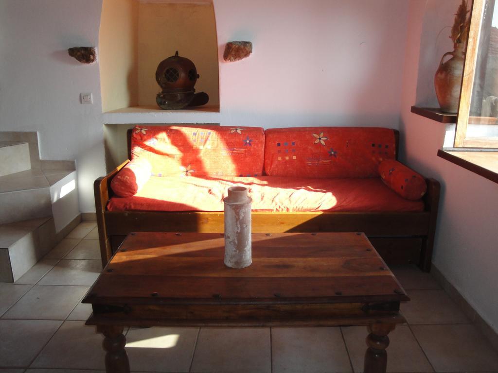 Villa Chrysodimi Chalki Town Kamer foto