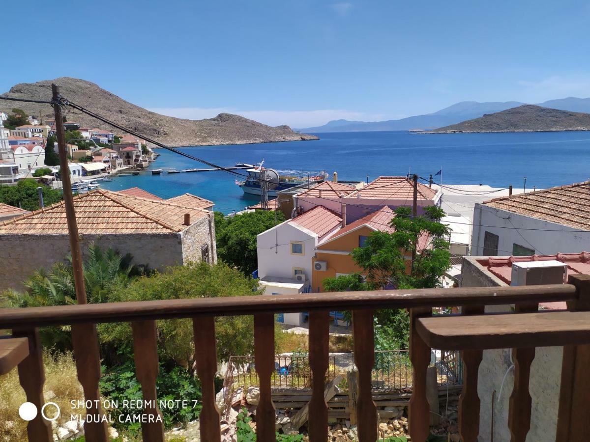 Villa Chrysodimi Chalki Town Buitenkant foto