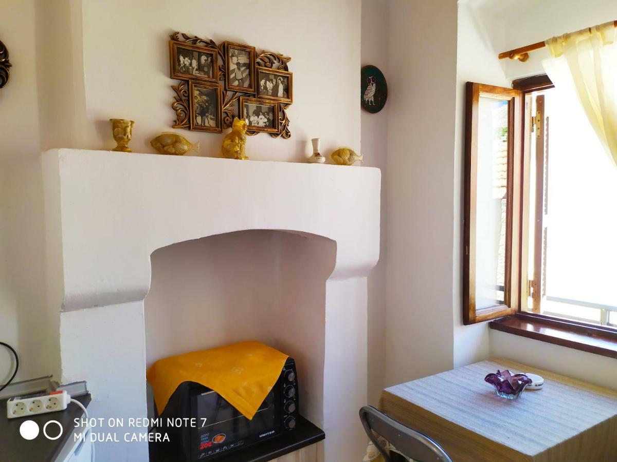 Villa Chrysodimi Chalki Town Buitenkant foto