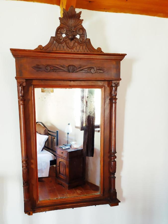 Villa Chrysodimi Chalki Town Buitenkant foto
