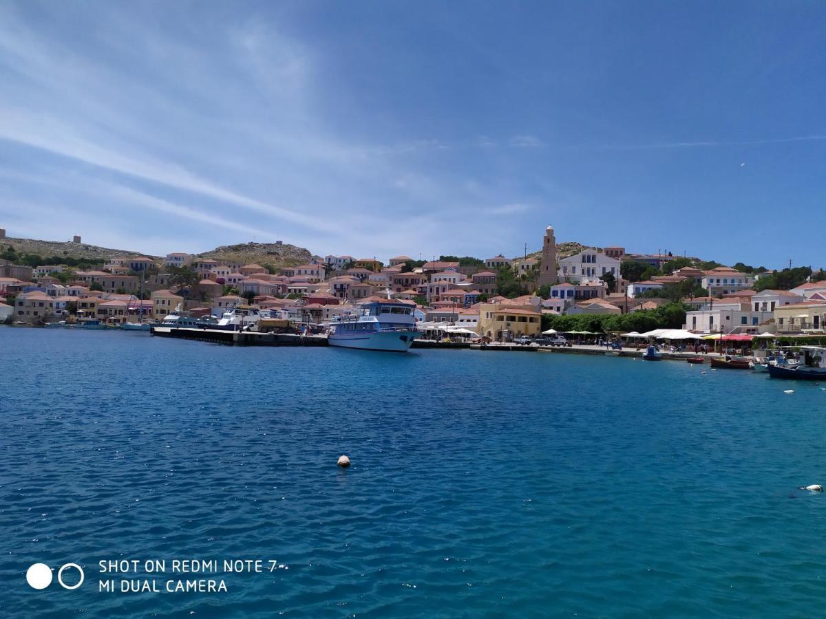 Villa Chrysodimi Chalki Town Buitenkant foto